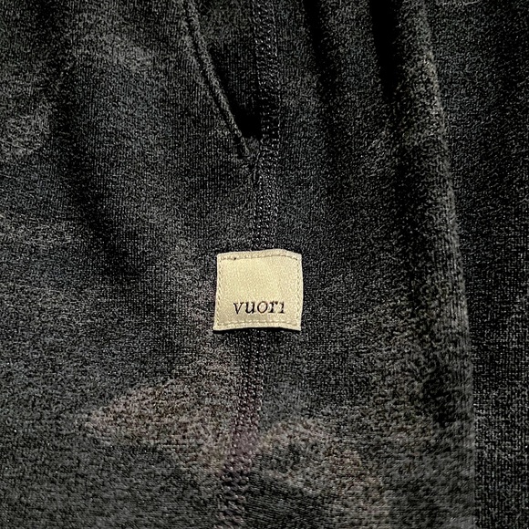 Vuori Performance Jogger Women's DreamKnit™ Joggers Black Camo Small - Picture 6 of 9